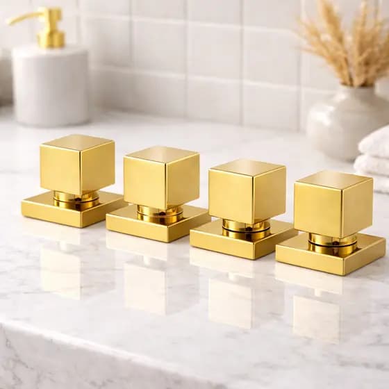 Kit 4 Acabamentos Quadrado De Metal Para Registro Pressão Gaveta Deca Acabamento Dourado