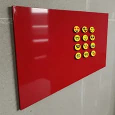 Painel Metálico 70X45cm VERMELHO Mural De Fotos e recados + 12 Imãs