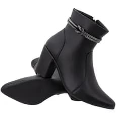 Bota feminina salto grosso com detalhe strass e no