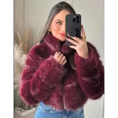 Jaqueta Cropped Pelinhos Couro PU Feminina Peluciada Pelinhos Casaco Inverno Moda Gringa Blogueira