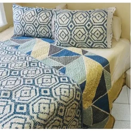 Cobre Leito Casal  Colcha Dupla Face e Face Simples 1 e  3 Peças estampado lindo