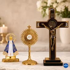 Kit Religioso Nossa Senhora Aparecida dourada Carro 8 cm + Ostensório 10 cm + Crucifixo 15 cm Madeira Decoração Católica