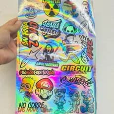 Kit 20 Adesivos Holográficos Camaleão Prata 20x30cm – Frases, Logos Brilhantes e Resistentes