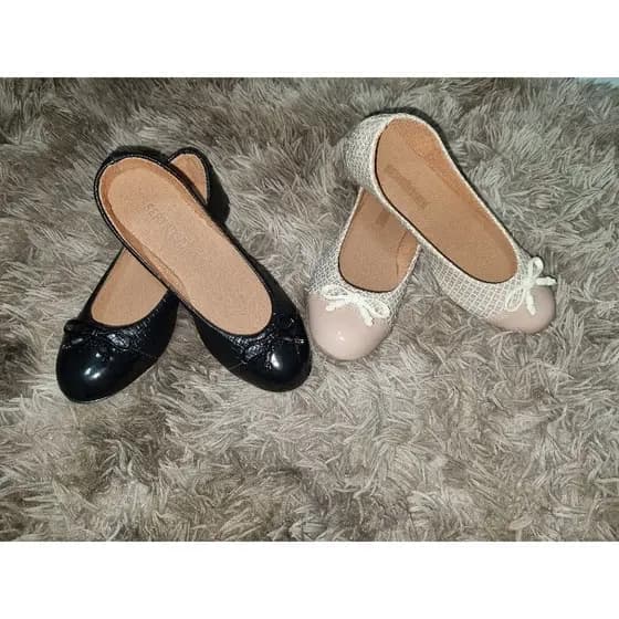 Sapatilha feminina bico redondo trisse com lacinho kit de 2 pares.