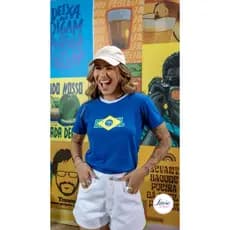 BLUSA FEMININA BANDEIRA BRASIL AZUL COM GOLA BRANCA ALGODÃO | COLEÇÃO COPA DO MUNDO | CAMISETA AZUL BRASIL FEMININA