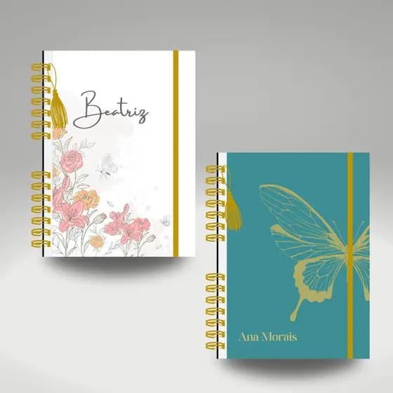 Caderno A5 Personalizado com seu nome detalhes em dourado