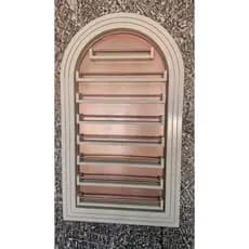 Expositor de esmalte com arco romano imbutido e fita de led, barrinha e fundo rose gold