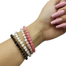 Kit com 4 Pulseiras Femininas com Pedrarias – Elegância e Delicadeza