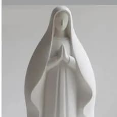 Nossa Senhora Decoração Religiosa 18cm para Sala Quarto Casa Momento de Fé Oração Paz Linda Leve Fácil Limpeza