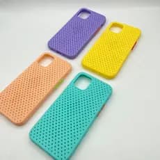 Capinha de celular para iPhone Silicone com Furinho