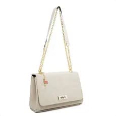 Bolsa Feminina Média Estilo Country com Alça de Corrente Dourada e Chaveiro com Logo