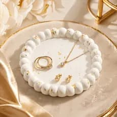 Bandeja Porta Joias Decorativa Bubble com Detalhes Dourados Organizador de Bijuterias Elegante Artesanal 13cm