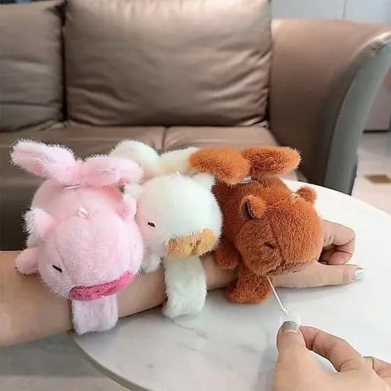 Capivara de Pelúcia Com Rabinho Giratório Chave Fofinho Bolsa Presente Brinquedo Capybara Criança Tumblr Capivara