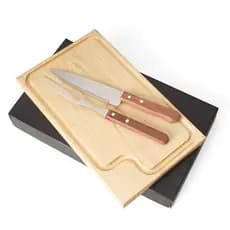 Kit Churrasco Premium 3 Peças com Tábua de Madeira, Faca e Garfo Inox – Presente para Churrasqueiro