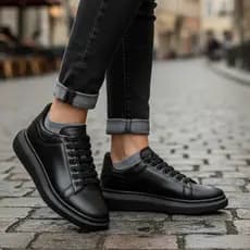 Tenis Sneaker Sola Alta Oversize Branco e Preto Couro Confortavel e Leve Estilo Maqueen