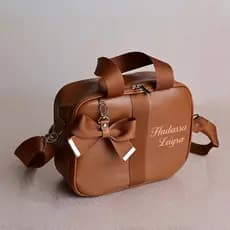 Bolsa Maternidade Luxo de Mão Compacta Pequena Bordada l Personalizada