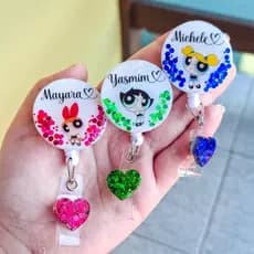 Porta crachá Meninas Superpoderosas personalizado com o nome