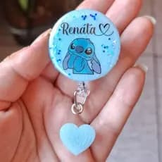 Porta Crachá Stitch em resina personalizado com o nome