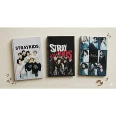 KIT 3 Stray Kids Kpop Caderno A5 (tamanho pequeno) Capa Preta 𝟵6 𝗙𝗼𝗹𝗵𝗮𝘀, Cartela Skzoo + Brinde