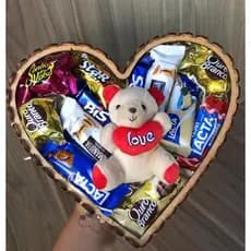 Cesta Coração de Chocolate Presente para Namorada Aniversário para Amigo Pai Mãe lembrancinha