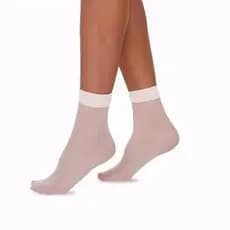 Kit com 50 Pares de Meia Fina Feminina – Elegância e Conforto para o Dia a Dia
