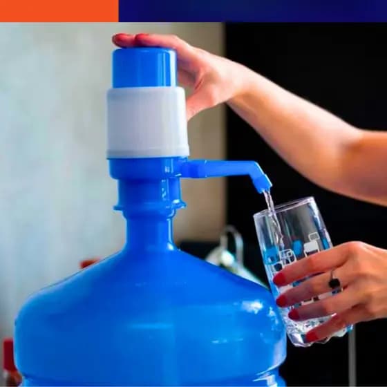 Bomba Manual Galão Água Mineral Bico para Copo com Tampa Galão 10 20 Litros