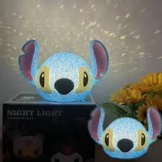 Luminária Stitch Projetor Estrelas LED – Luz Noturna Infantil Decorativa