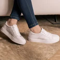 Tênis Casual Feminino Maculino Confortável Estiloso Branco Preto Barato Envio Imediato