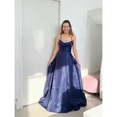 Vestido evase com brilho no busto de zibeline toque de seda