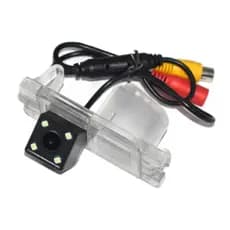 Câmera de Ré para L200 Triton 3.2 2.4 Específica com Encaixe Original na Luz de Placa