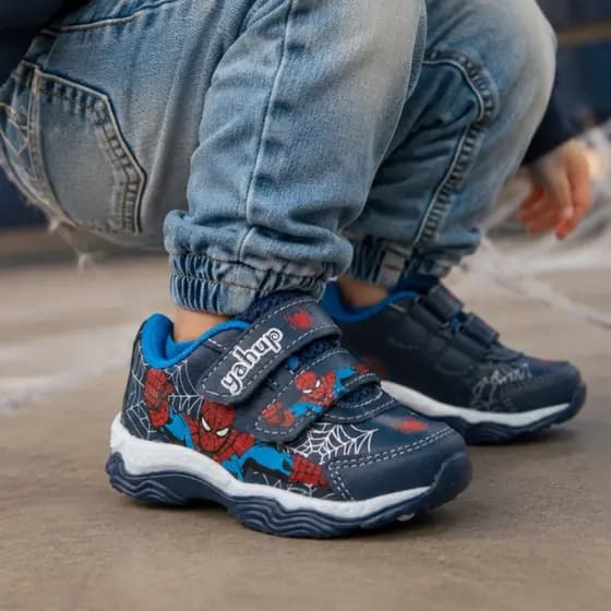 Tênis Infantil Masculino Com Luz Leve Macio Envio Rápido