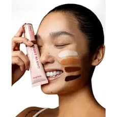 Base Líquida Soft Blend Ruby Rose Cobertura média  alta, com acabamento matte e sem pesar Linha Rosa