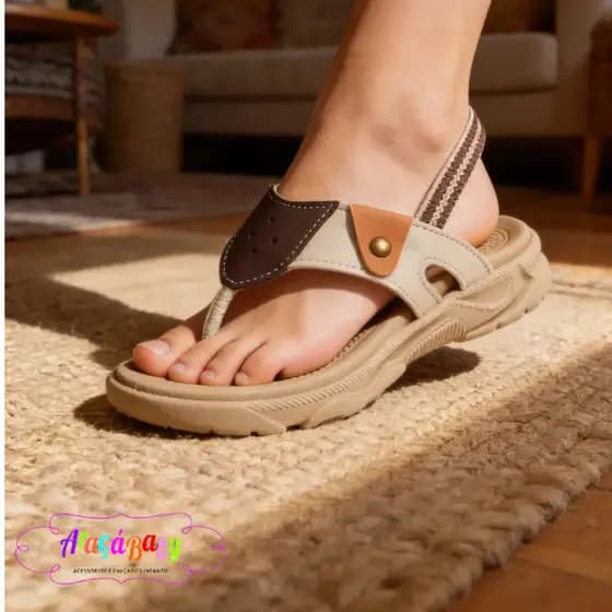 Sandália infantil masculina estilo chinelinho com elástico