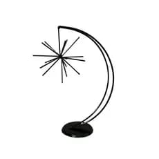 Objeto Decorativo Lua e Ouriço – Design Abstrato em Metal Preto e Dourado