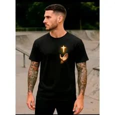 Camiseta Cruz iluminada com a mão estampada religiosa streetwear unissex preta algodão 30.1 penteada linha cristã Igreja