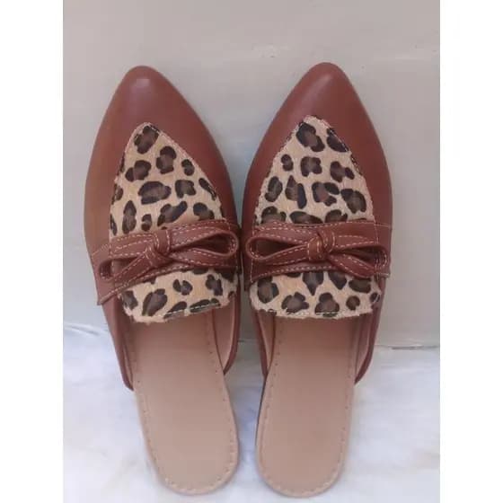 Mule Feminino cor Caramelo com Estampa de Onça ( ATENÇÃO ! Escolher 2 números maiores do qual você usa )