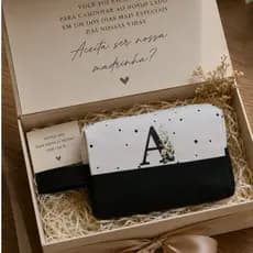 Necesser Personalizada Com Inicial Pronta Entrega Presente Para Madrinhas Mimos Casamento Convite Casamento