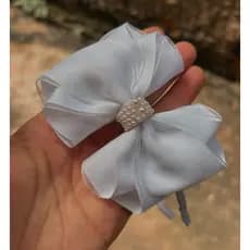 Tiara com pérolas casamento batizado daminhas