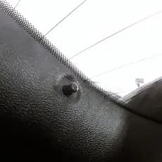Par Pino C/ Trava Da Moldura  plastica Porta Mala Jeep Compass