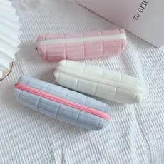 1Pc Estojo De Lápis De Pelúcia De Alta Cor , Pequeno Grande Capacidade , Criativo E Amável , Papelaria , Suprimentos Escolares