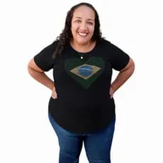 Blusa Feminina Plus Size Tamanho 40 ao 64 (M ao G10) Camisa de Futebol Pedraria Coração Brasil Copa