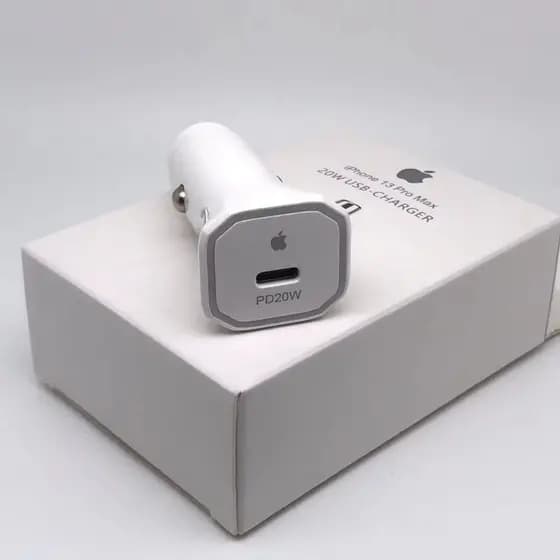 Carregador Veicular de iPhone Turbo 20w Carregador de carro PD Tipo C Turbo X Lightning para iPhones