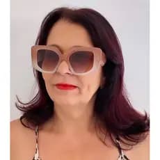 Óculos de Sol Feminino Elegante com Proteção UV400