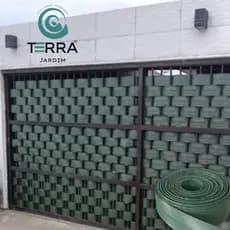 Fechamento De Portao Fita Pvc Divisor De Grama 50METROS x 10CM altura VERDE rende mais