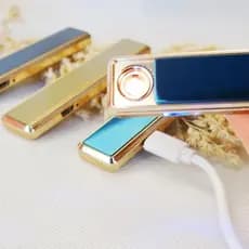 🔥 Isqueiro USB Eletrônico Recarregável – Portátil, Sem Chama, Elegante e Durável! 🔥