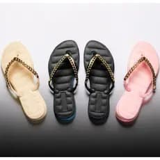 Chinelo Feminino com Tira Dourada – Estilo e Conforto em Qualquer Ocasião | Stefani Berton