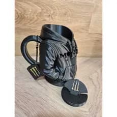 Suporte para Porta Lata Para Energético 473ml Com Tampa E Abridor na cor PRETO