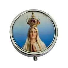 TECA P/HÓSTIA DE 3,5CM C/DESENHO DE NOSSA SENHORA EM METAL PRATEADO