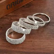 Pulseira Feminina de Strass Elástica Sem Fecho Dourada/Prateada 1 a 5 Fileiras