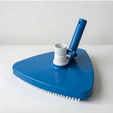 Aspirador Triangular com Escovas para a Limpeza de Piscinas